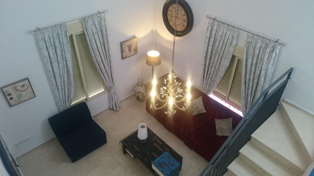 Villa Aznalcazar Sanlúcar la Mayor Exteriör bild
