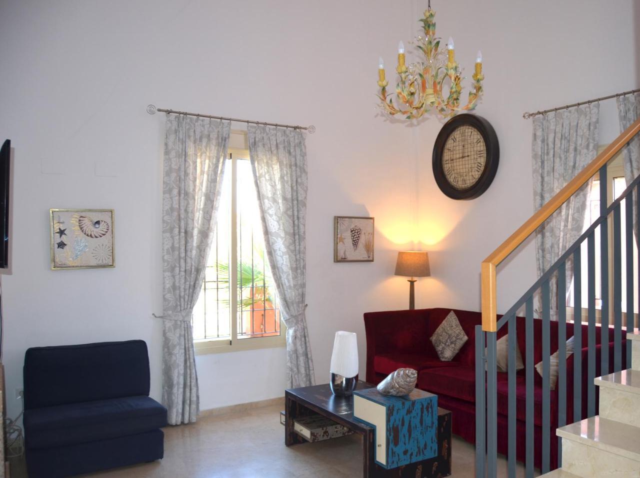 Villa Aznalcazar Sanlúcar la Mayor Exteriör bild