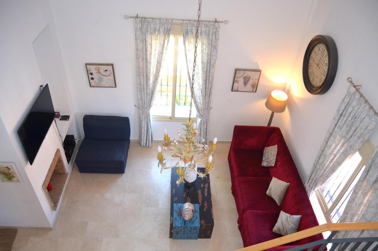 Villa Aznalcazar Sanlúcar la Mayor Exteriör bild